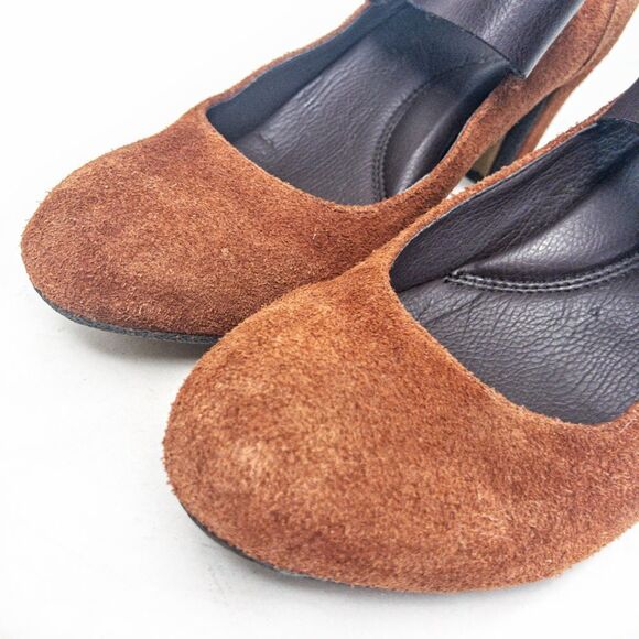 KC Reaction Brown Suede Chunky Buckle Heels Sz 8.5 - Picture 3 of 11